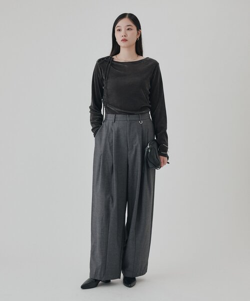Omekashi（オメカシ）の「ショルダーギャザーベロアロンT（Tシャツ/カットソー・レディース・チャコールグレー/ブラウン/オフホワイト・FREE）」の7枚目の写真