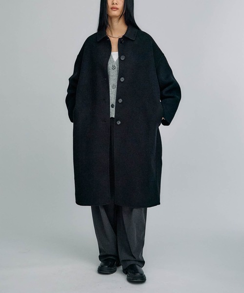 for/c p.m（フォーシーピーエム）の「[for/c p.m]リバーステンカラーコクーンロングコート（ステンカラーコート・レディース・ブラウン/ブラック/ネイビー/キャメル・ロング丈/レギュラー丈）」の2枚目の写真