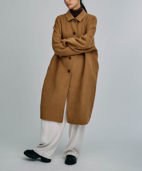 for/c p.m（フォーシーピーエム）の「[for/c p.m]リバーステンカラーコクーンロングコート（ステンカラーコート・レディース・ブラウン/ブラック/ネイビー/キャメル・ロング丈/レギュラー丈）」の10枚目の写真