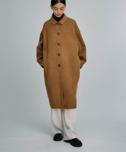 for/c p.m（フォーシーピーエム）の「[for/c p.m]リバーステンカラーコクーンロングコート（ステンカラーコート・レディース・ブラウン/ブラック/ネイビー/キャメル・ロング丈/レギュラー丈）」の8枚目の写真