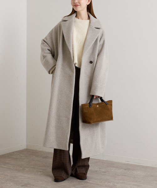 U by SPICK&SPAN(ユーバイスピックアンドスパン)の「TICCA / ティッカ ロングテントコート(ステンカラーコート・レディース・ブラック/ベージュ・FREE)」の2枚目の写真