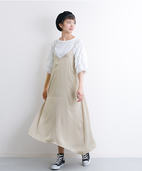 merlot plus(メルロープリュス)の「サテンロングキャミワンピ 4978(ワンピース・レディース・ネイビー/ゴールド/シルバー/ピンク/ブラック・FREE)」の5枚目の写真