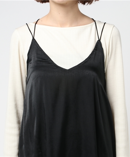 merlot plus(メルロープリュス)の「サテンロングキャミワンピ 4978(ワンピース・レディース・ネイビー/ゴールド/シルバー/ピンク/ブラック・FREE)」の9枚目の写真