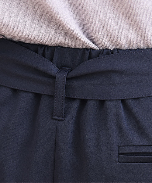 Luz Llena (philter)（ラズレナ　フィルター）の「[ベルト付き]テーパードパンツ（その他パンツ・レディース・ネイビー/ブラック/グレイッシュベージュ/ピンクベージュ・MEDIUM）」の9枚目の写真