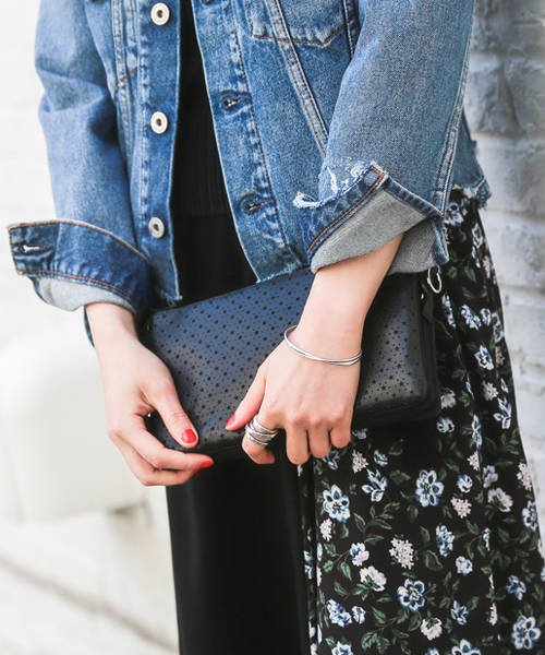 PAPILLONNER(パピヨネ)の「パンチングお財布ショルダー(ショルダーバッグ・レディース・ネイビー/ブラック/ピンク・FREE)」の18枚目の写真