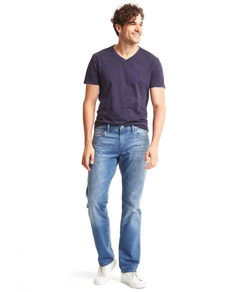GAP（ギャップ）の「Gap Straight Fit Jeans（デニムパンツ・メンズ・インディゴブルー・31W 30L/32W 30L/33W 30L/34W 30L/30W 30L/29W 30L/31W 32L/34W 32L/28W 30L/36W 32L/33W 32L/32W 32L）」の3枚目の写真