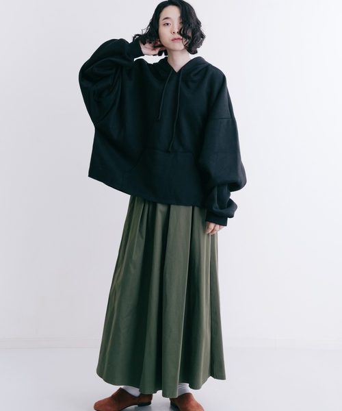 MERLOT（メルロー）の「タックフレアスカート1067（スカート・レディース・ブラック/ベージュ/カーキ/ネイビー/ワイン・FREE）」の4枚目の写真