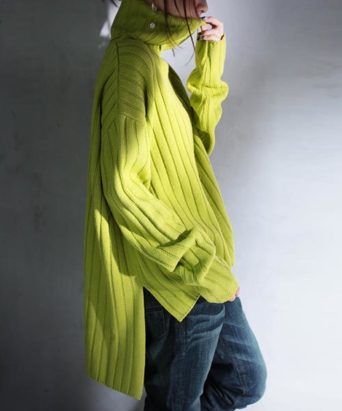 antiqua（アンティカ）の「リブ編みタートルニット（ニット/セーター・レディース・ベージュ/ブラック/イエロー・FREE）」の3枚目の写真