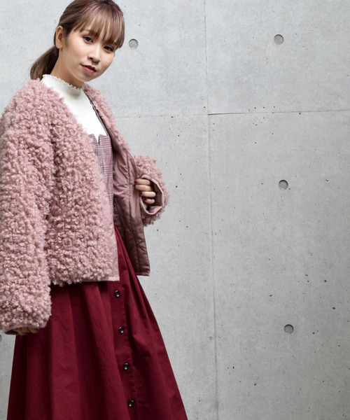 w closet(ダブルクローゼット)の「ファー×キルティングリバーシブルブルゾン(ブルゾン・レディース・ベージュ/ピンク・FREE)」の13枚目の写真