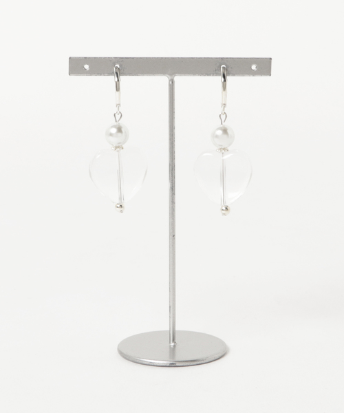 TONE SELECT GOODS(トーンセレクトグッズ)の「【lulugiraffe】クリアハートフレンチフックピアス(ピアス(両耳用)・レディース・クリア・FREE)」の2枚目の写真