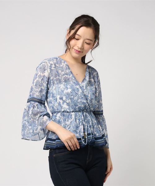 NOLLEY’S(ノーリーズ)の「オーナメント柄ブラウス(シャツ/ブラウス・レディース・ブルー系その他/イエロー系その他・38/36)」の8枚目の写真