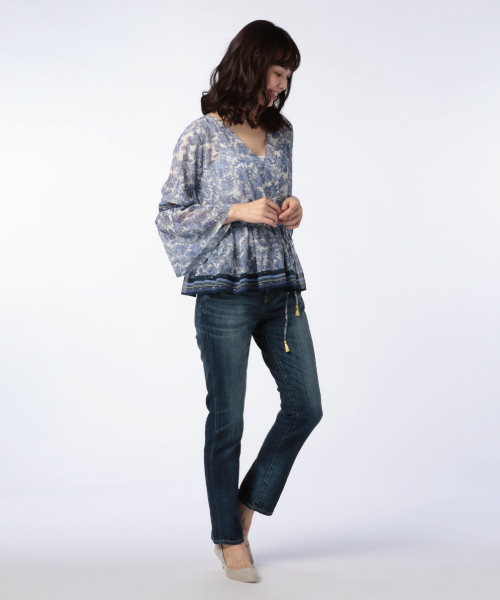 NOLLEY’S(ノーリーズ)の「オーナメント柄ブラウス(シャツ/ブラウス・レディース・ブルー系その他/イエロー系その他・38/36)」の6枚目の写真