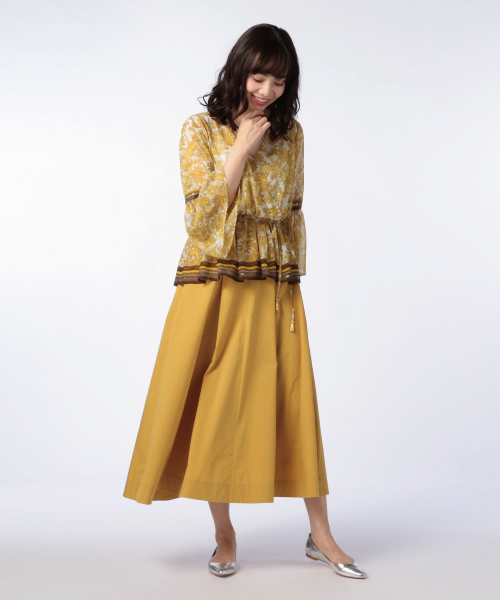 NOLLEY’S(ノーリーズ)の「オーナメント柄ブラウス(シャツ/ブラウス・レディース・ブルー系その他/イエロー系その他・38/36)」の5枚目の写真