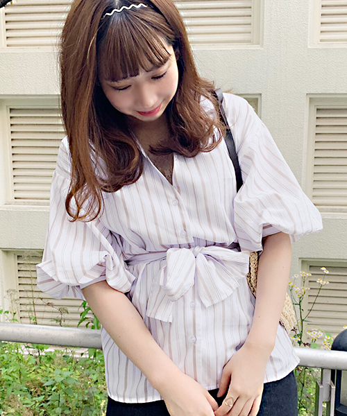 apres jour（アプレジュール）の「ストライプBIGシャツ【ZOZOTOWN限定アイテム】（シャツ/ブラウス・レディース・レッド/ベージュ/ネイビー・フリー）」の2枚目の写真