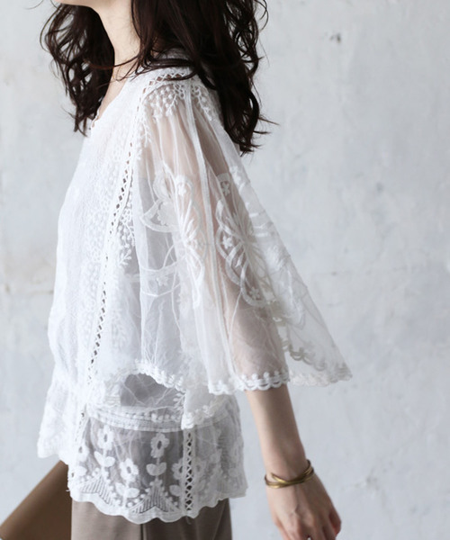 cawaii（カワイイ）の「楽園に咲くシアーな花柄のレースブラウス。（シャツ/ブラウス・レディース・ホワイト・FREE）」の8枚目の写真