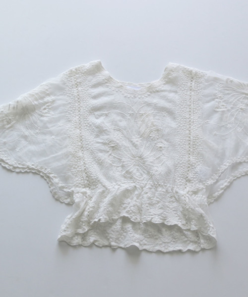 cawaii（カワイイ）の「楽園に咲くシアーな花柄のレースブラウス。（シャツ/ブラウス・レディース・ホワイト・FREE）」の20枚目の写真