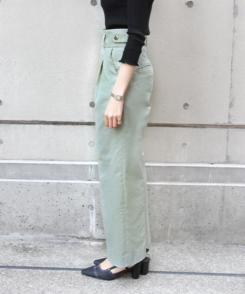 RANDA(ランダ)の「ストレートワイドパンツ(チノパンツ・レディース・ネイビー/ブルー/キャメル・1/2/0)」の4枚目の写真