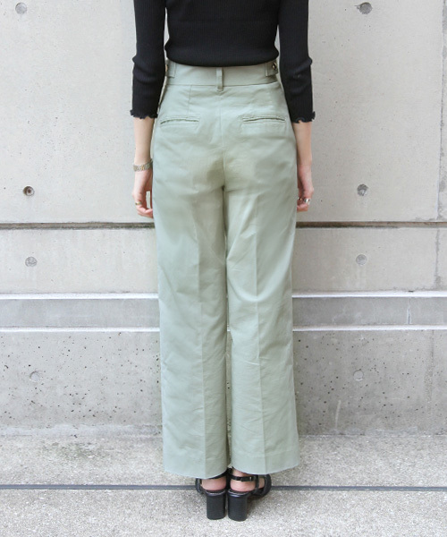 RANDA(ランダ)の「ストレートワイドパンツ(チノパンツ・レディース・ネイビー/ブルー/キャメル・1/2/0)」の5枚目の写真