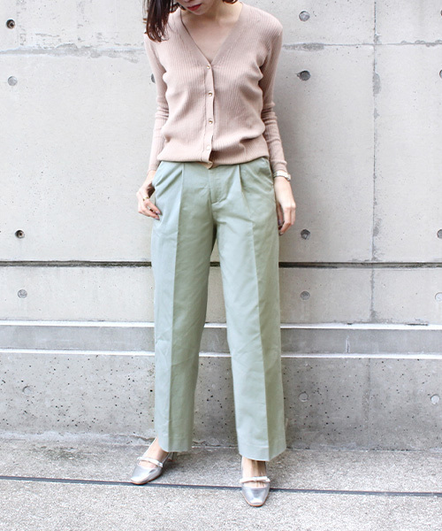 RANDA(ランダ)の「ストレートワイドパンツ(チノパンツ・レディース・ネイビー/ブルー/キャメル・1/2/0)」の11枚目の写真