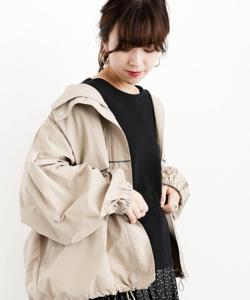 SEVENDAYS=SUNDAY�i�Z�u���f�C�Y�T���f�C�j�́u'�r�b�N�V���G�b�g'�u���]�� �������i�}�E���e���p�[�J�[�j�v�b�x�[�W��