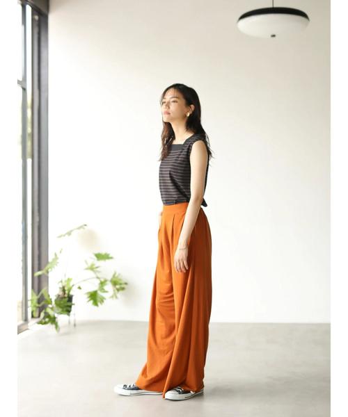 AMERICAN HOLIC（アメリカンホリック）の「前タックストレートカットワイドパンツ　＊（その他パンツ・レディース・ブラック/ベージュ/カーキ/オレンジ・M/L）」の11枚目の写真