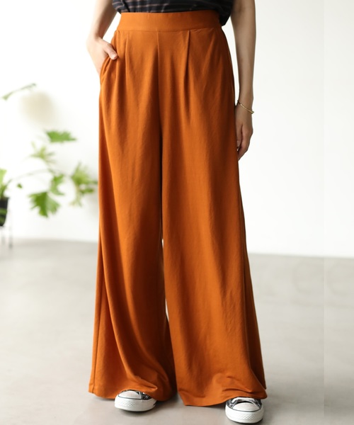 AMERICAN HOLIC（アメリカンホリック）の「前タックストレートカットワイドパンツ　＊（その他パンツ・レディース・ブラック/ベージュ/カーキ/オレンジ・M/L）」の4枚目の写真
