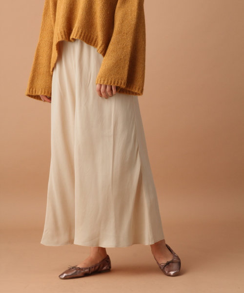 A part by（アパートバイ）の「キュプラギャザーマキシスカート 856316（スカート・レディース・ブラウン/グレー/イエロー/ナチュラル・FREE）」の20枚目の写真