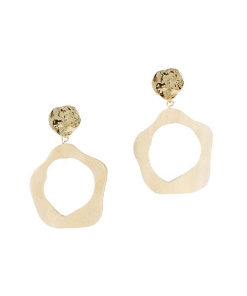 dazzlin（ダズリン）の「ウッドライクサークルイヤリング（イヤリング・レディース・ベージュ/ブラウン・FREE）」の2枚目の写真