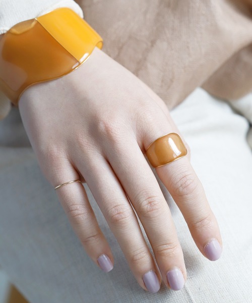 ANEMONE（アネモネ）の「クリアカラーワイドリング（リング・レディース・クリア/グレー/オレンジ/ホワイト/ピンク/グリーン・FREE）」の5枚目の写真