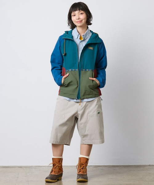 L.L.Bean(エルエルビーン)の「マウンテン・クラシック・ジャケット、マルチカラー ジャパン・フィット(マウンテンパーカー・レディース・グリーン×オレンジ/グリーン系その他/パープル系その他/レッド系その他/ホワイト×ブルー/ブルー系その他/オレンジ系その他/ホワイト系その他・LARGE/SMALL/X-SMALL/MEDIUM/X-LARGE)」の22枚目の写真