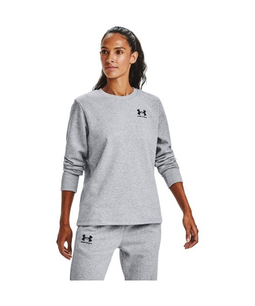 UNDER ARMOUR（アンダーアーマー）の「UAライバルフリース レフトチェスト クルー(トレーニング/WOMEN)（スウェット・レディース・グレー/ブラック・LG/XL/MD/SM）」の2枚目の写真