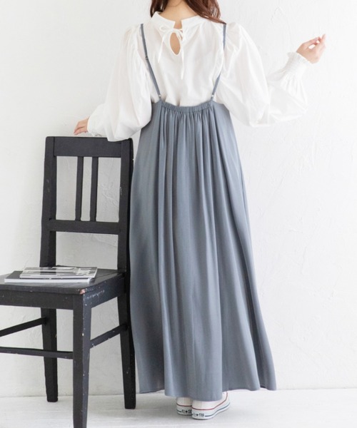 Mysa&Liina（ミーサリーナ）の「オーロラツイルワンピース（ワンピース・レディース・グレイッシュベージュ/ブラック/オレンジ/ブルー・M）」の5枚目の写真