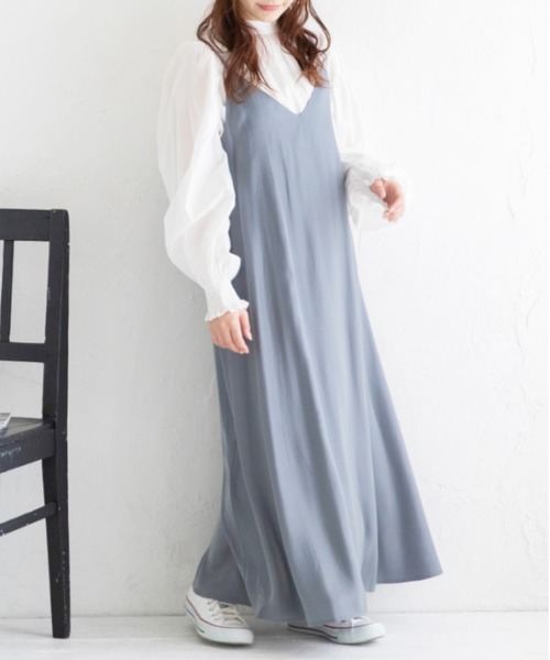 Mysa&Liina（ミーサリーナ）の「オーロラツイルワンピース（ワンピース・レディース・グレイッシュベージュ/ブラック/オレンジ/ブルー・M）」の7枚目の写真