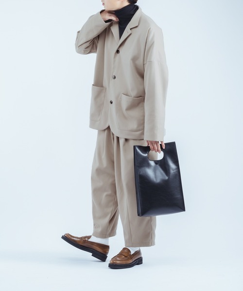 epnok（エプノック）の「フェイクレザーショッパーバッグ（ハンドバッグ・メンズ・ブラック・FREE）」の4枚目の写真