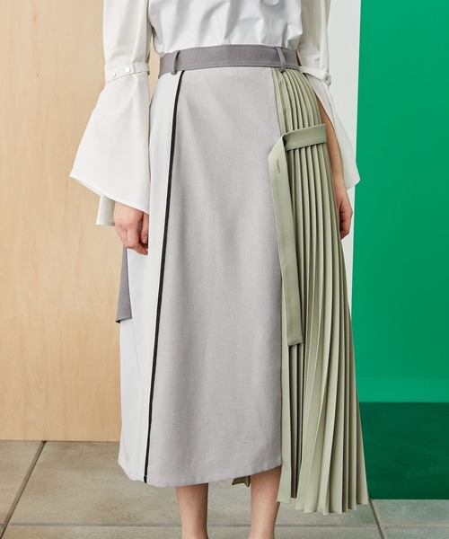 UNITED TOKYO（ユナイテッドトウキョウ）の「プリーツスイッチング