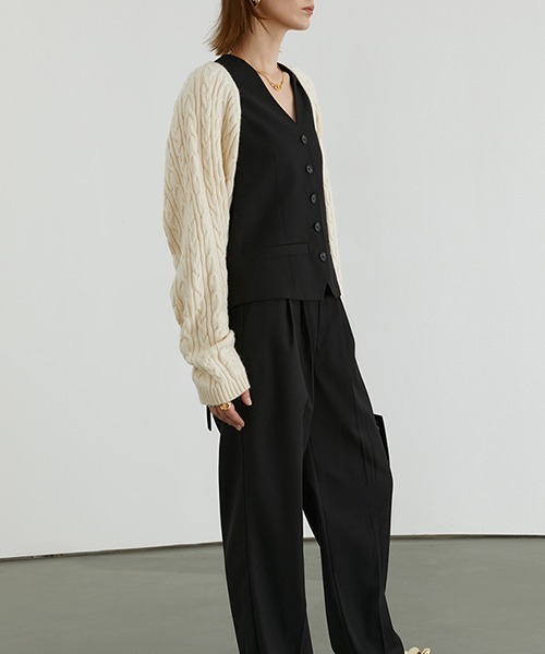Fano Studios(ファノ ストゥディオズ)の「【Fano Studios】Cable knit bolero FD20S128(カーディガン/ボレロ・レディース・アイボリー・L/M/S)」の4枚目の写真