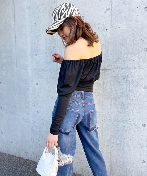 SPIRALGIRL（スパイラルガール）の「オフショルダーパフスリーブトップス（Tシャツ/カットソー・レディース・ブラック/パープル/オフホワイト/グリーン・FREE）」の9枚目の写真