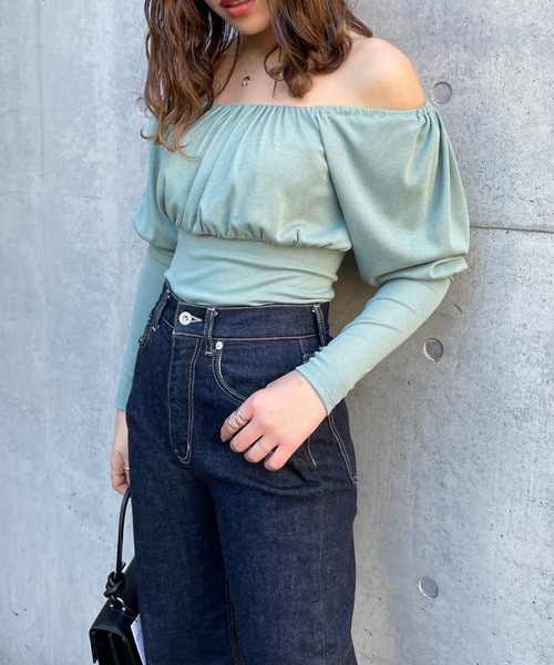 SPIRALGIRL（スパイラルガール）の「オフショルダーパフスリーブトップス（Tシャツ/カットソー・レディース・ブラック/パープル/オフホワイト/グリーン・FREE）」の13枚目の写真