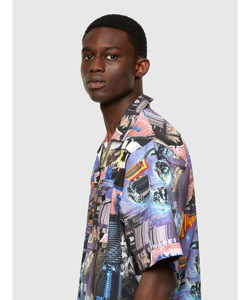 DIESEL（ディーゼル）の「メンズ シャツ 総柄 プリント 半袖 コットン（シャツ/ブラウス・メンズ・ブラック系その他・X-LARGE/XX-LARGE/MEDIUM/SMALL/LARGE/X-SMALL）」の4枚目の写真