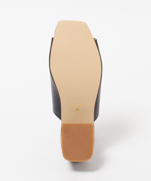 SOFFITTO（ソフィット）の「深ミュールサンダル（サンダル・レディース・ブラック/オフホワイト・3/4/2）」の5枚目の写真