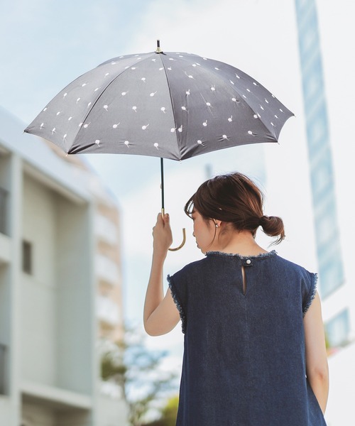 natural couture(ナチュラルクチュール)の「お花刺繍(晴雨兼用)傘(長傘・レディース・ネイビー/ブラック/ミント/ベージュ・FREE)」の6枚目の写真