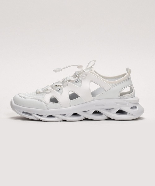 SVEC（シュベック）の「グルカ ボリューム ダッドスニーカー サンダル（サンダル・メンズ・ブラック/ベージュ/ブラック×ホワイト/ホワイト・43/41/39/44/42/40）」の6枚目の写真