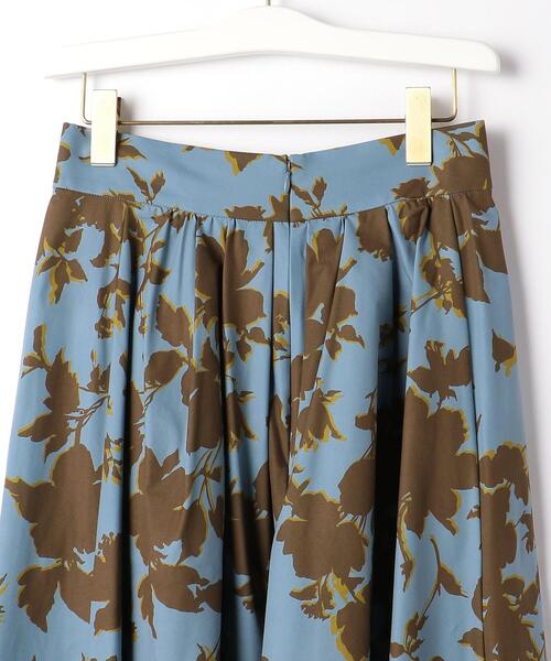 EMMEL REFINES（エメルリファインズ）の「＜EMMEL REFINES（エメル リファインズ）＞EM タフタ プリント ボリュームスカート －ウォッシャブル－（スカート・レディース・ライトブルー/コバルトブルー・S/M/XS）」の7枚目の写真