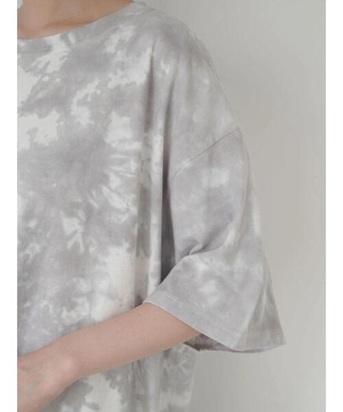 AMERICAN HOLIC（アメリカンホリック）の「タイダイ染め裾ラウンド5分袖カットチュニック（Tシャツ/カットソー・レディース・グレー・L/M）」の9枚目の写真