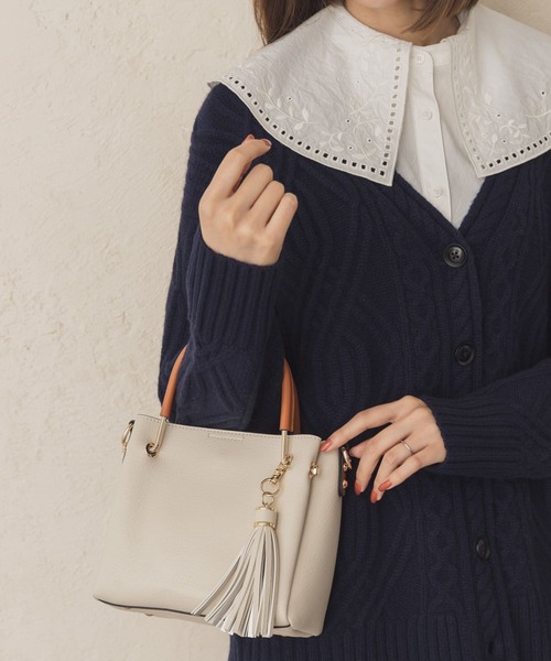 RODE SKO(ロデスコ)の「プチ2WAYトートバッグ(トートバッグ・レディース・ブラック/グレー系その他/アイボリー/ベージュ/パープル系その他/キャメル/グレー・ONE)」の2枚目の写真