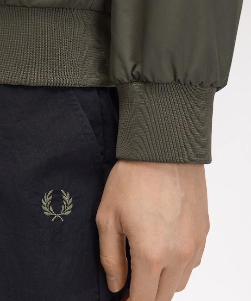 FRED PERRY(フレッドペリー)の「Brentham Jacket/ブレンサムジャケット(ブルゾン・メンズ・ブラック/ネイビー/ネイビー系/ブラック系その他/オートミール/ブルー/ブルー系その他/ベージュ/カーキ/ダークオリーブ/セージグリーン・L/S/M/XL)」の22枚目の写真