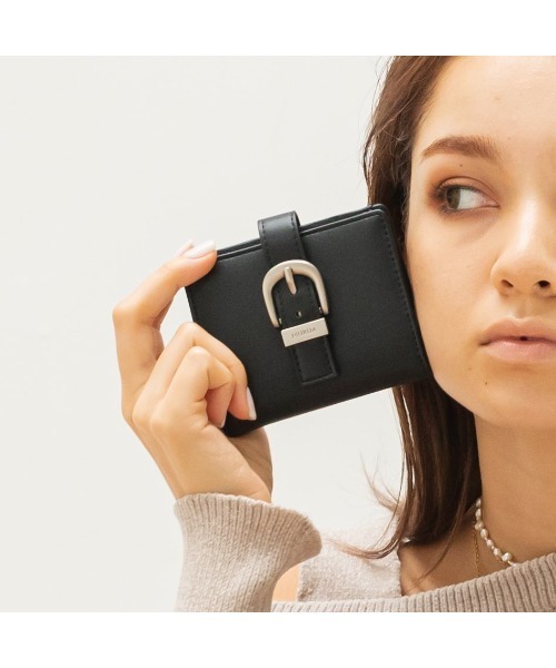 MURUA(ムルーア)の「MURUA (ムルーア) 二つ折り財布 MR-W1033 BUCKLE(財布・レディース・ブラック/ブラウン・FREE)」の1枚目の写真