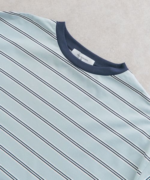 UR Lab.(アーバンリサーチラボ)の「マルチボーダーTシャツ(Tシャツ/カットソー・メンズ・ホワイト/ブルー系その他/グリーン・MEDIUM/LARGE)」の6枚目の写真