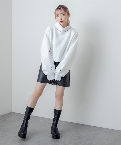 RASVOA（ラスボア）の「フェイクレザーワイドショートパンツ（その他パンツ・レディース・ブラック/アイボリー・FREE）」の13枚目の写真