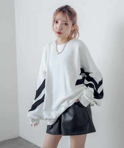 RASVOA（ラスボア）の「フェイクレザーワイドショートパンツ（その他パンツ・レディース・ブラック/アイボリー・FREE）」の10枚目の写真